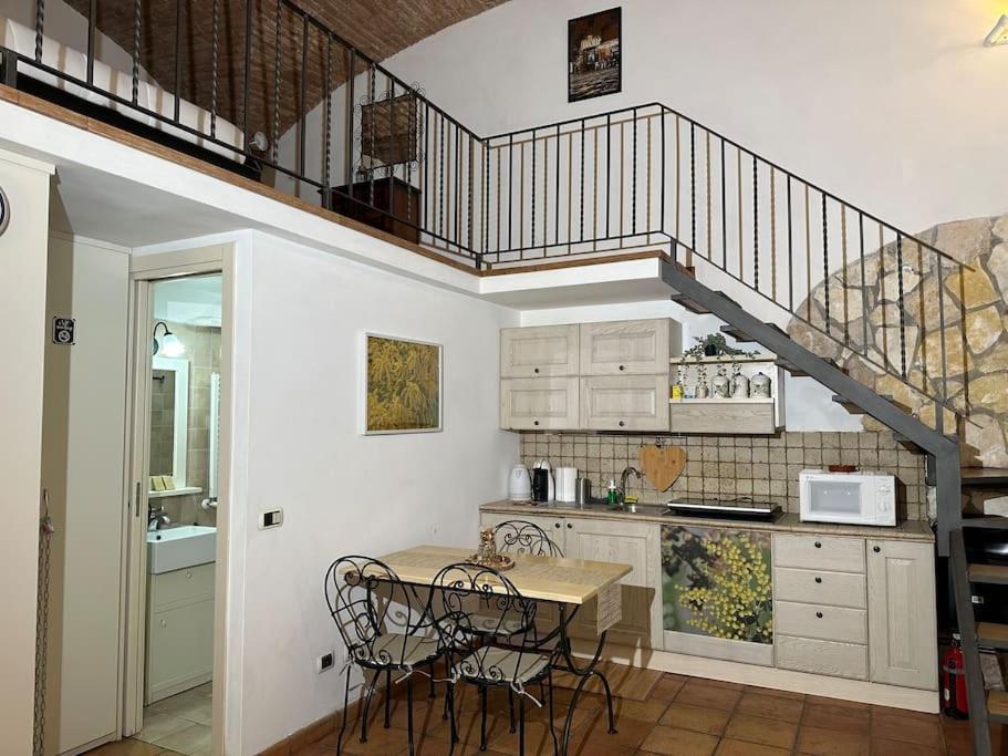 Lovely Retreat In Trastevere Rom